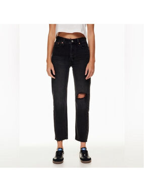 Levi's wedgie straight Jeans slightly distressed frayed hem casual linger sz 23